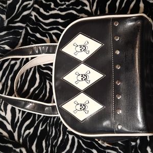 Demonia purse